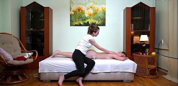  Virgin round ass brunette babe Cili Kocsonya massaged